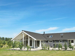 8 person holiday home in V ggerl se, Bogø By